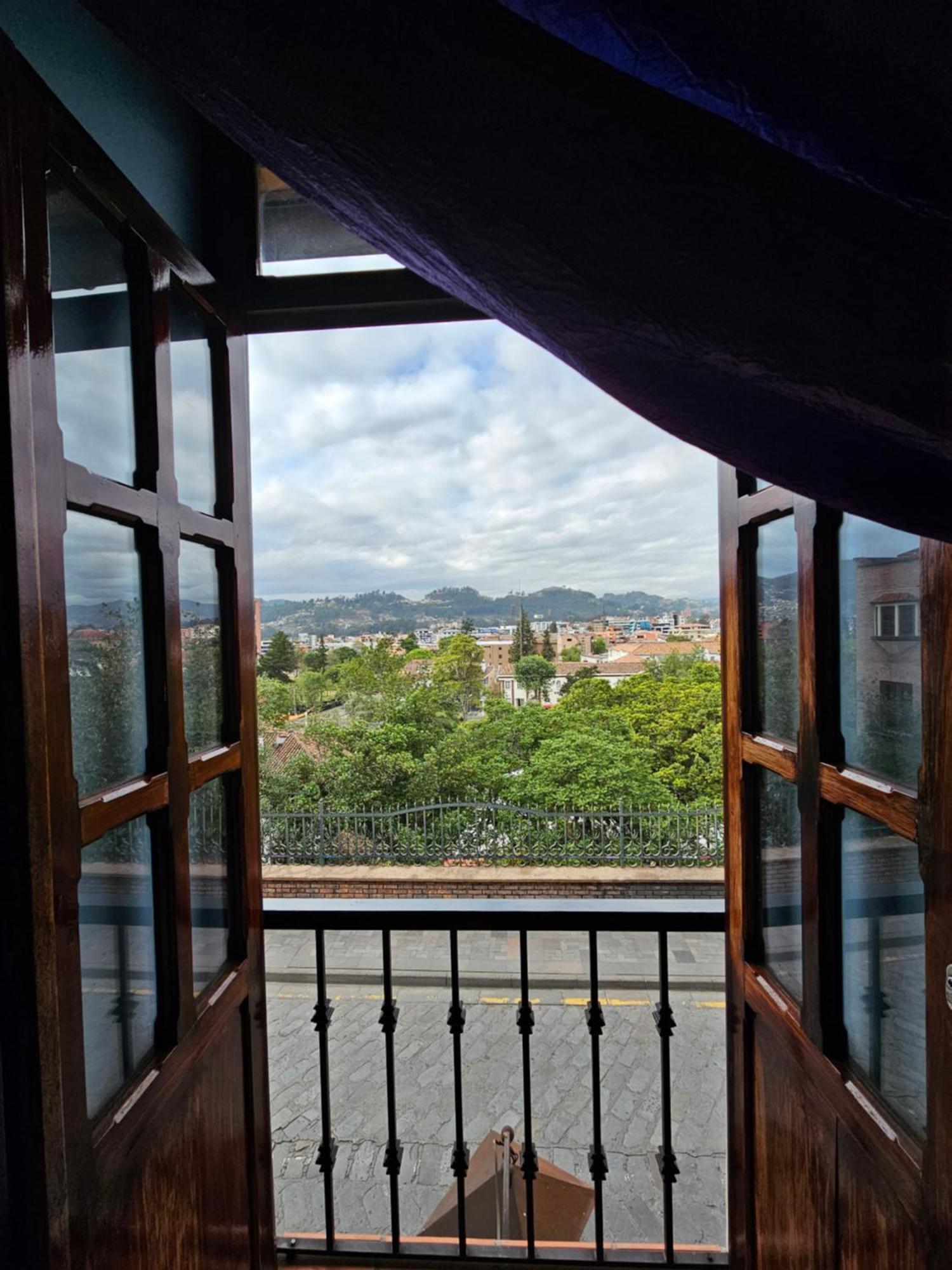 Casa Hibiscus Boutique Hotel Куенка Екстер'єр фото